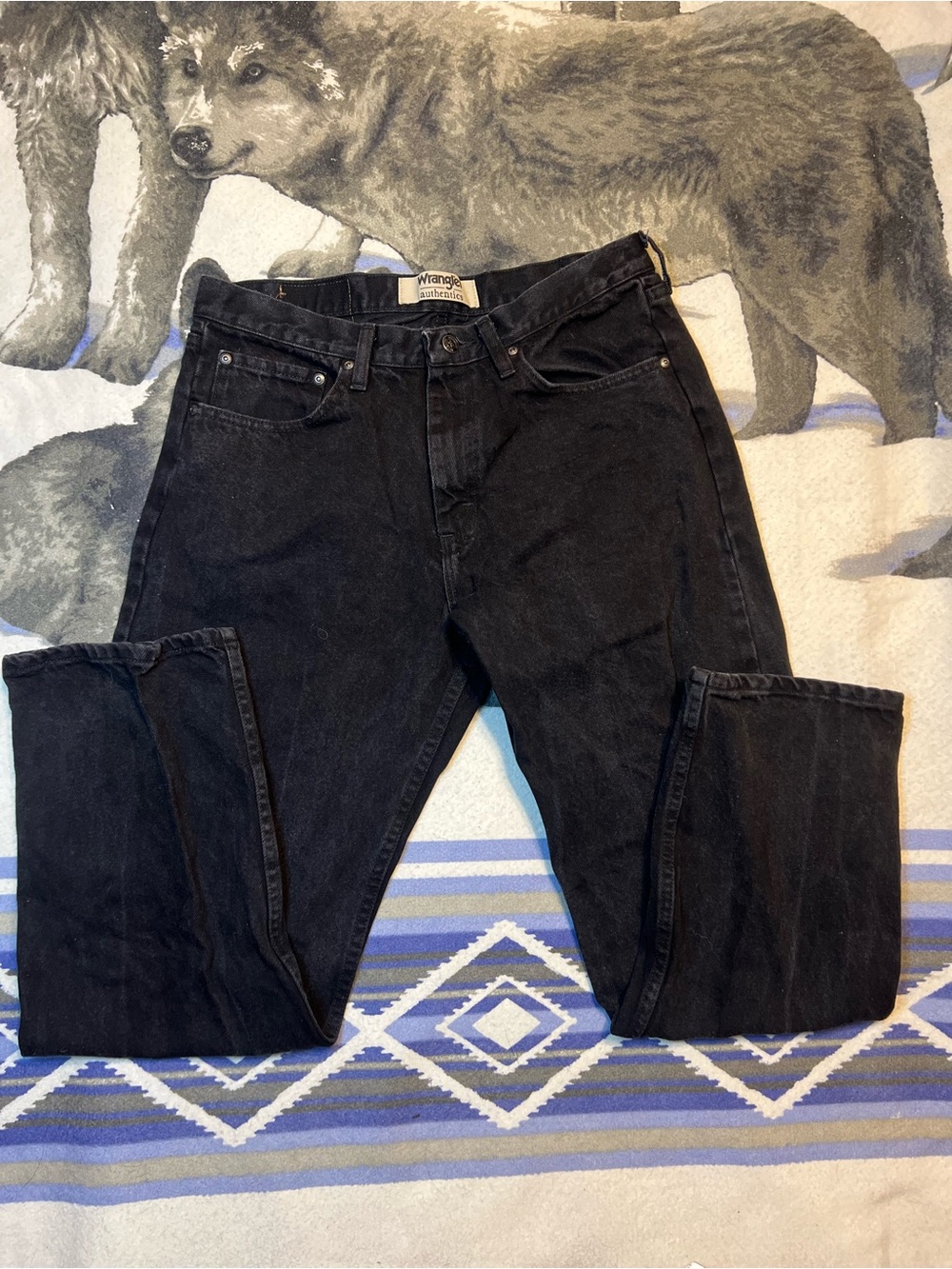 Men’s Black Wrangler Authentics Straight Leg Jeans 33x30
